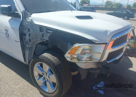 2019 Ram 1500 Classic Express 4X2 6'4 Box z USA, uszkodzony, nr VIN 3C6JR6AT3KG555214